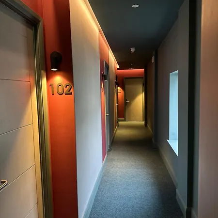 Carraig Townhouse بلاكروك