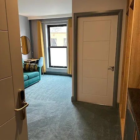 Carraig Townhouse فندق *
