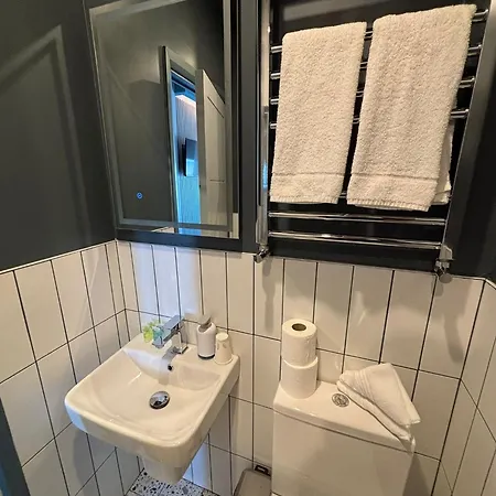 Carraig Townhouse بلاكروك